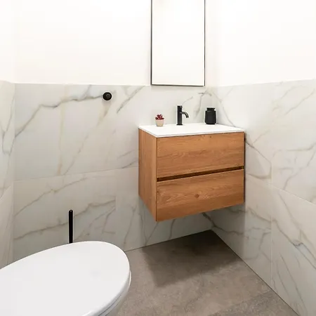 Luxxy Apartment