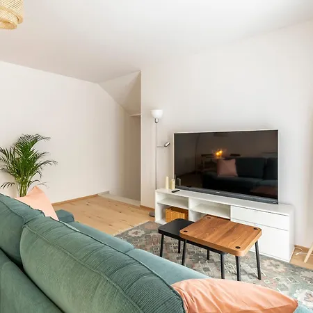 Luxxy Apartment